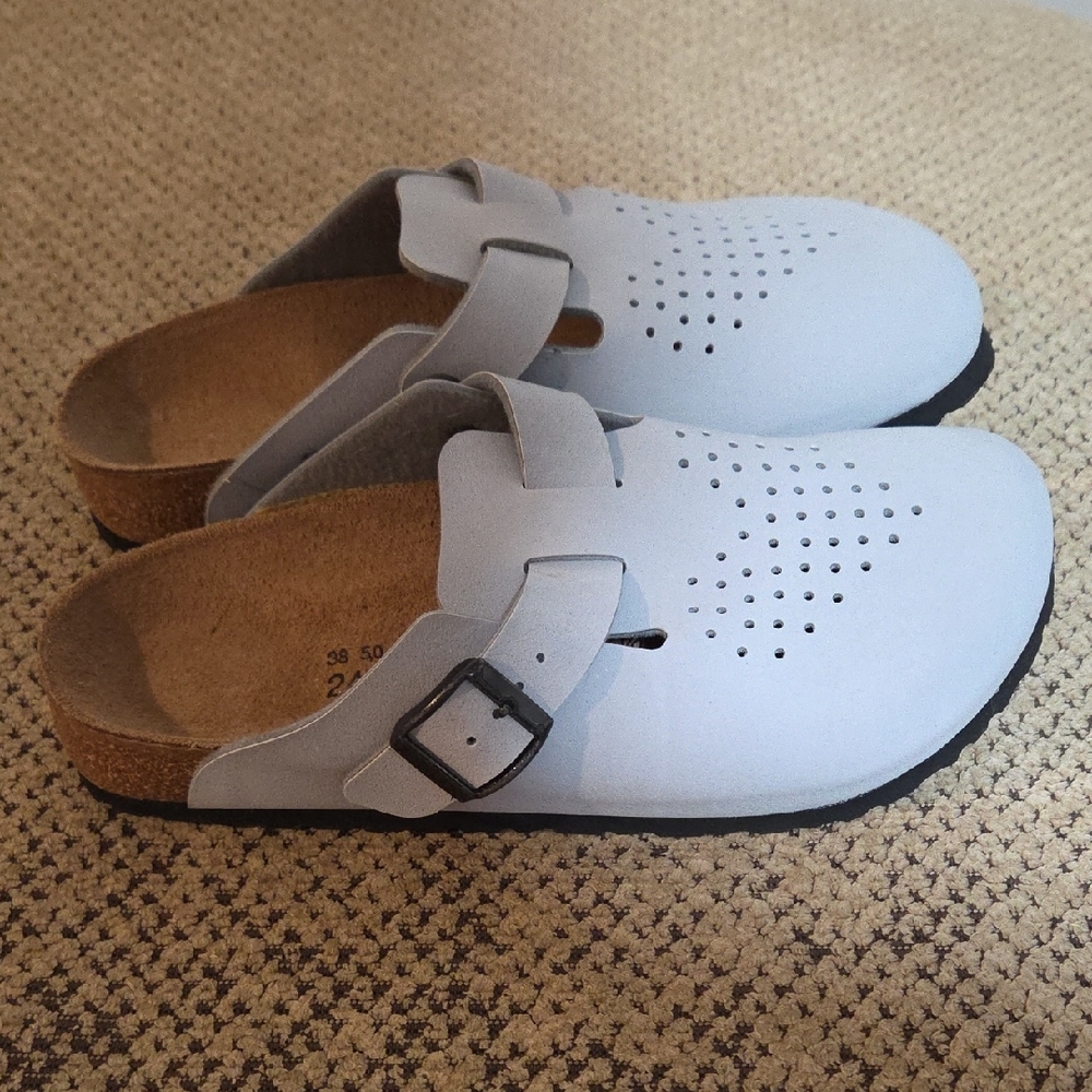 Birki's Grey Perforated Heart Slip-On Clog with Buckle - Picture 6 of 6